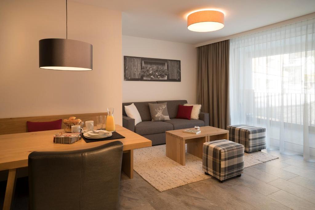 Arlbergresort Kloesterle Esterno foto